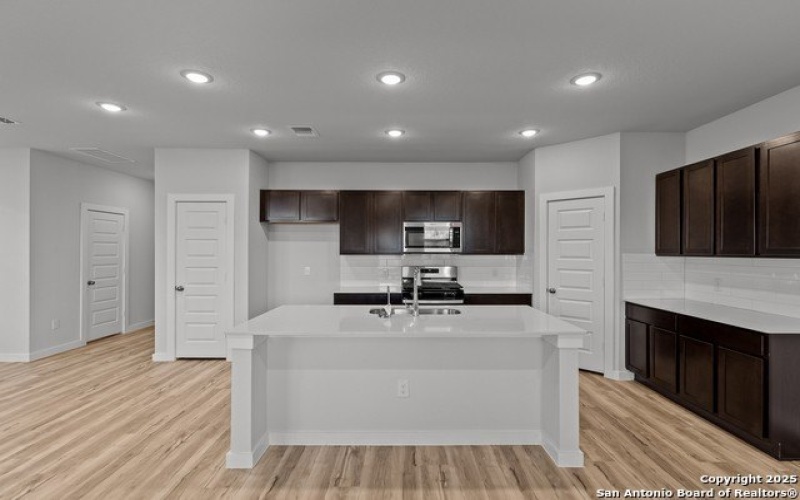 9946 Forestier Green, San Antonio, TX 78221, 4 Habitaciones Habitaciones , ,2 BañosBaños,Residential,En Venta,9946 Forestier Green,1836679