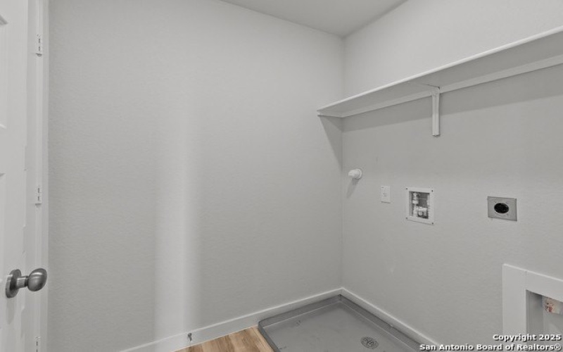 9946 Forestier Green, San Antonio, TX 78221, 4 Habitaciones Habitaciones , ,2 BañosBaños,Residential,En Venta,9946 Forestier Green,1836679