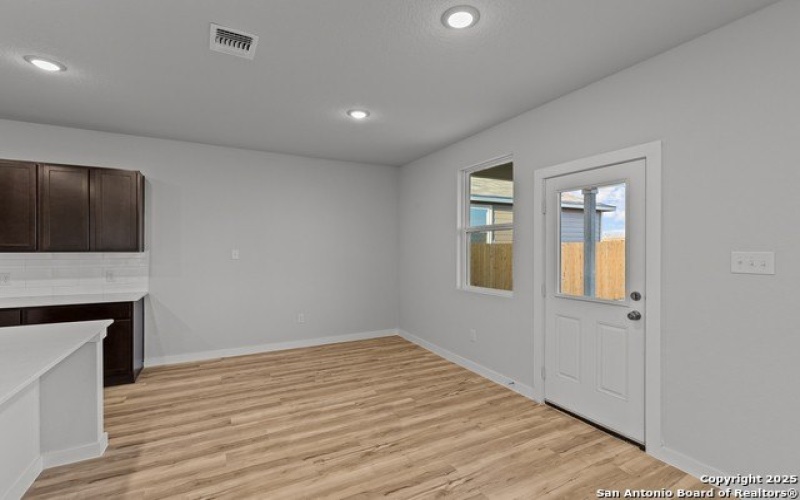 9946 Forestier Green, San Antonio, TX 78221, 4 Habitaciones Habitaciones , ,2 BañosBaños,Residential,En Venta,9946 Forestier Green,1836679