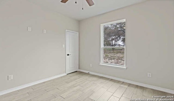 22910 Skila Dr, Elmendorf, TX 78112, 3 Bedrooms Bedrooms, ,2 BathroomsBathrooms,Residential,For Sale,22910 Skila Dr,1844733