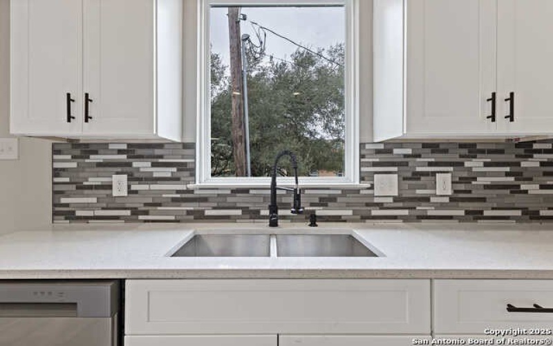 22910 Skila Dr, Elmendorf, TX 78112, 3 Bedrooms Bedrooms, ,2 BathroomsBathrooms,Residential,For Sale,22910 Skila Dr,1844733