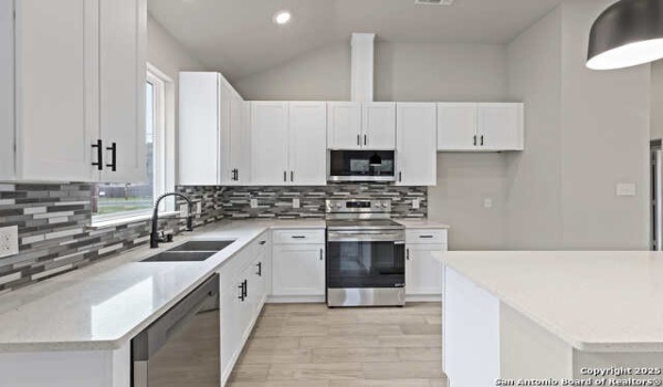 22910 Skila Dr, Elmendorf, TX 78112, 3 Bedrooms Bedrooms, ,2 BathroomsBathrooms,Residential,For Sale,22910 Skila Dr,1844733