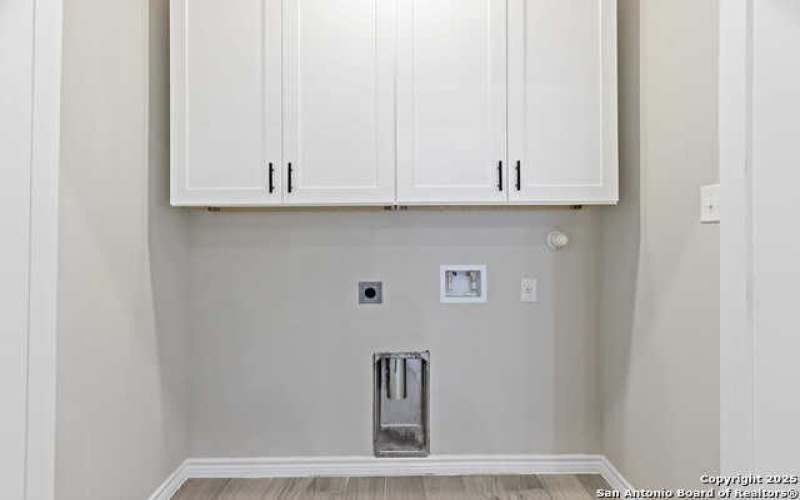 22910 Skila Dr, Elmendorf, TX 78112, 3 Bedrooms Bedrooms, ,2 BathroomsBathrooms,Residential,For Sale,22910 Skila Dr,1844733