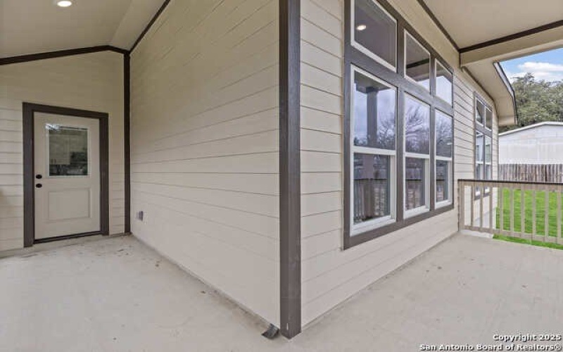 22910 Skila Dr, Elmendorf, TX 78112, 3 Bedrooms Bedrooms, ,2 BathroomsBathrooms,Residential,For Sale,22910 Skila Dr,1844733