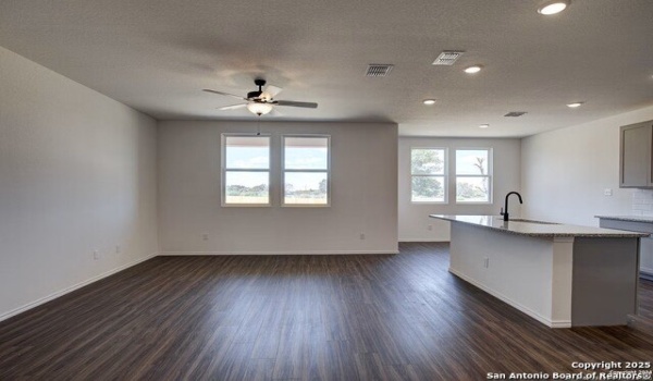 3448 Meteor Night, Converse, TX 78109, 3 Bedrooms Bedrooms, ,2 BathroomsBathrooms,Residential,For Sale,3448 Meteor Night,1844806