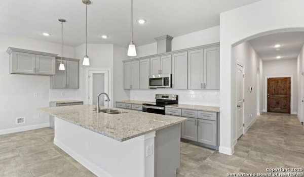 809 Lee Elsik, Seguin, TX 78155, 3 Bedrooms Bedrooms, ,2 BathroomsBathrooms,Residential,For Sale,809 Lee Elsik,1844869