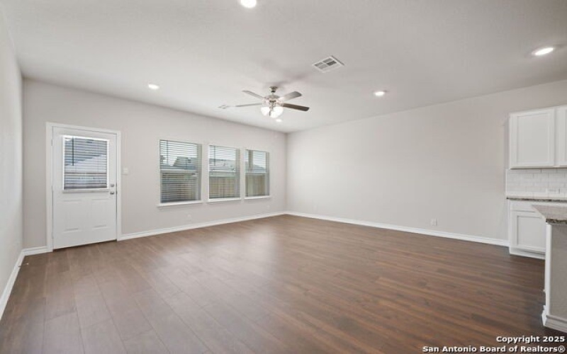 21214 Watercourse Way, San Antonio, TX 78266, 4 Habitaciones Habitaciones , ,3 BañosBaños,Residential Lease,En Alquiler,21214 Watercourse Way,1845106