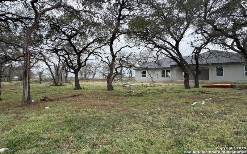 692 County Road 320, Floresville, TX 78114, 3 Bedrooms Bedrooms, ,2 BathroomsBathrooms,Residential,For Sale,692 County Road 320,1845197