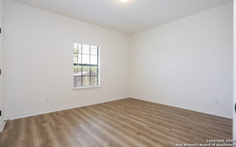 430 Montana, San Antonio, TX 78203, ,5 BañosBaños,Residential Multi Family,En Venta,430 Montana,1845676