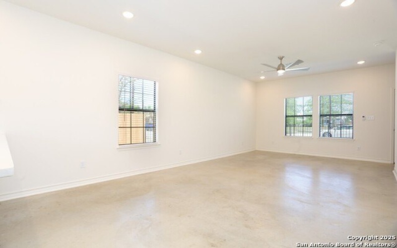 430 Montana, San Antonio, TX 78203, ,5 BañosBaños,Residential Multi Family,En Venta,430 Montana,1845676
