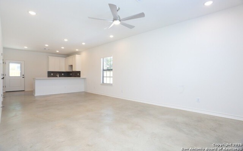 430 Montana, San Antonio, TX 78203, ,5 BañosBaños,Residential Multi Family,En Venta,430 Montana,1845676