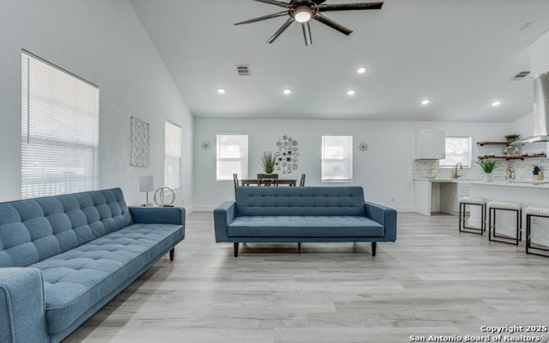 216 Granite Rd, Spring Branch, TX 78070, 3 Habitaciones Habitaciones , ,2 BañosBaños,Residential,En Venta,216 Granite Rd,1846084