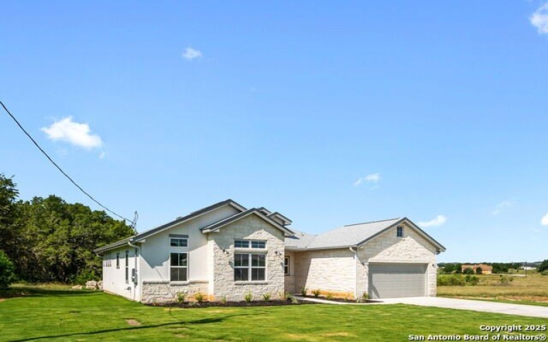 230 Hiram Cook, Blanco, TX 78606, 3 Bedrooms Bedrooms, ,2 BathroomsBathrooms,Residential,For Sale,230 Hiram Cook,1846319