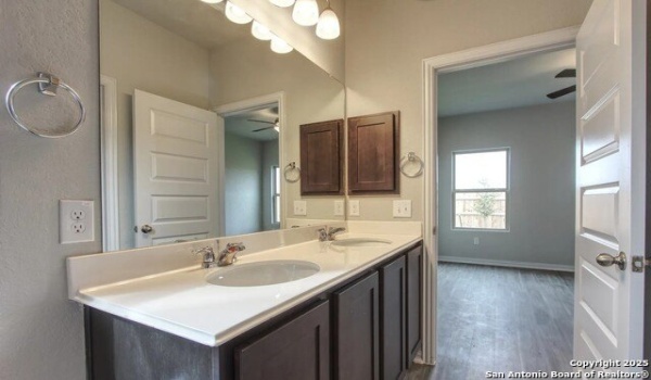 5423 Devils Gate, Converse, TX 78109, 3 Bedrooms Bedrooms, ,2 BathroomsBathrooms,Residential Lease,For Rent,5423 Devils Gate,1846349