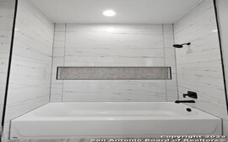 1501 Tramonto, New Braunfels, TX 78132, 4 Bedrooms Bedrooms, ,3 BathroomsBathrooms,Residential,For Sale,1501 Tramonto,1846978