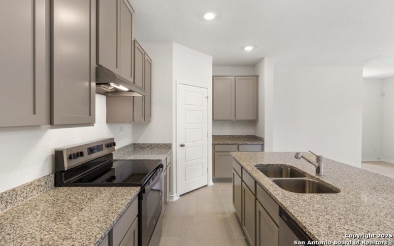 449 Horizon Place, Seguin, TX 78155, 4 Bedrooms Bedrooms, ,2 BathroomsBathrooms,Residential,For Sale,449 Horizon Place,1847025