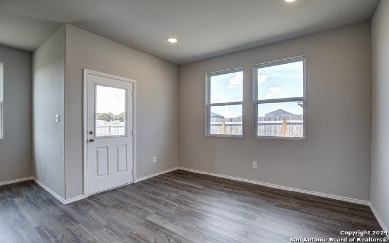 300 Ivy Roads, Seguin, TX 78155, 4 Habitaciones Habitaciones , ,3 BañosBaños,Residential,En Venta,300 Ivy Roads,1847593