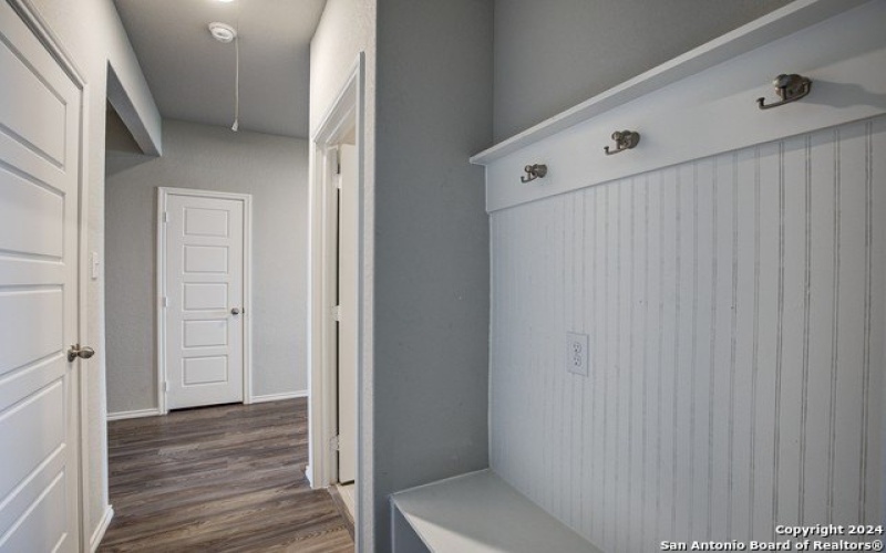 300 Ivy Roads, Seguin, TX 78155, 4 Habitaciones Habitaciones , ,3 BañosBaños,Residential,En Venta,300 Ivy Roads,1847593