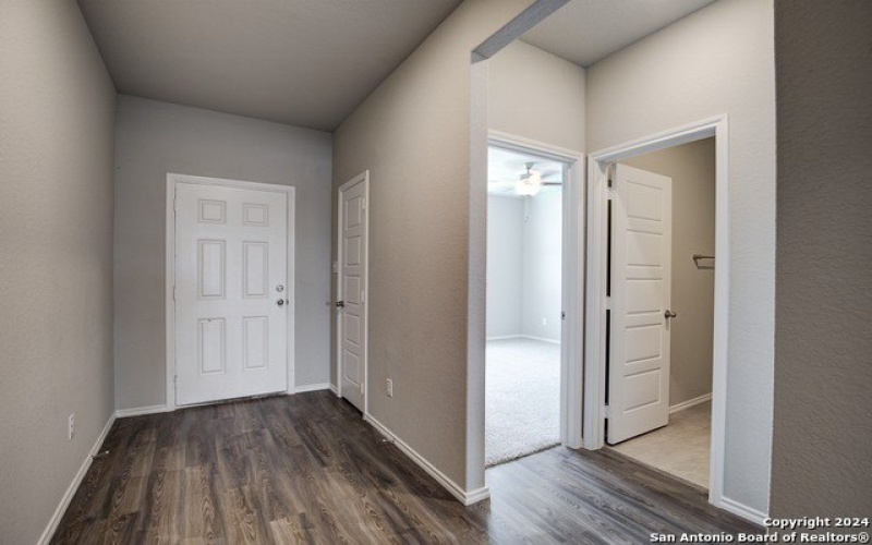 300 Ivy Roads, Seguin, TX 78155, 4 Habitaciones Habitaciones , ,3 BañosBaños,Residential,En Venta,300 Ivy Roads,1847593