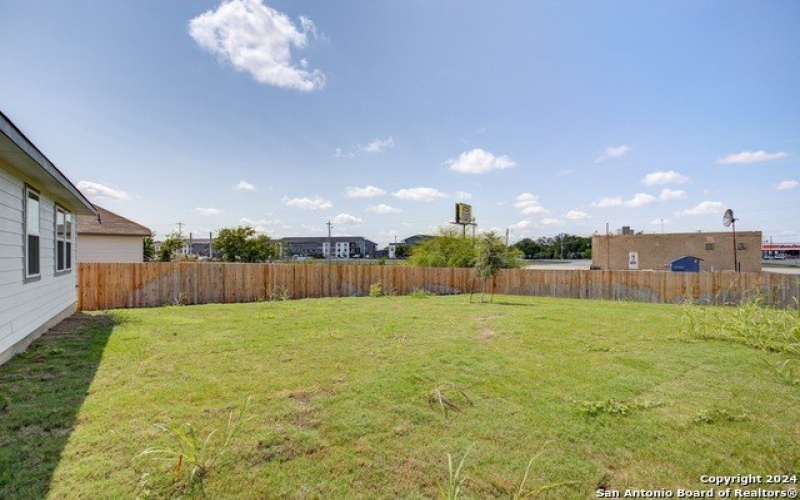 300 Ivy Roads, Seguin, TX 78155, 4 Habitaciones Habitaciones , ,3 BañosBaños,Residential,En Venta,300 Ivy Roads,1847593