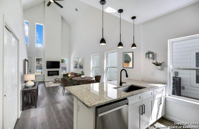116 PENDLETON AVE, San Antonio, TX 78204-1813, 2 Habitaciones Habitaciones , ,2 BañosBaños,Residential Lease,En Alquiler,116 PENDLETON AVE,1847973