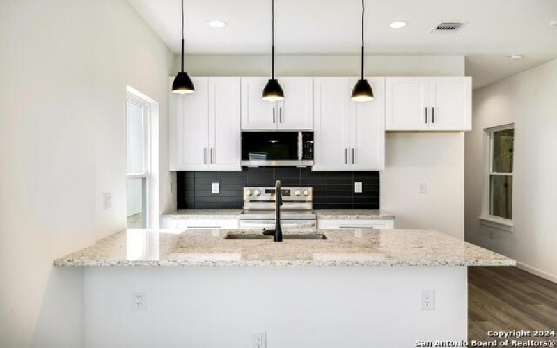 116 PENDLETON AVE, San Antonio, TX 78204-1813, 2 Habitaciones Habitaciones , ,2 BañosBaños,Residential Lease,En Alquiler,116 PENDLETON AVE,1847973