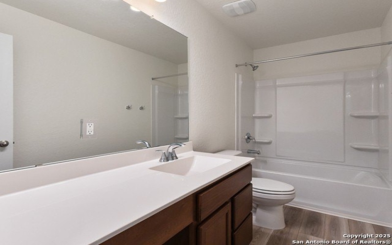 5115 Briscoe Bluff, Converse, TX 78109, 3 Habitaciones Habitaciones , ,2 BañosBaños,Residential,En Venta,5115 Briscoe Bluff,1840011