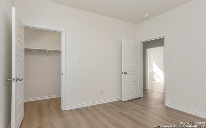 9518 Hinterlands Dr, San Antonio, TX 78221, 4 Habitaciones Habitaciones , ,2 BañosBaños,Residential,En Venta,9518 Hinterlands Dr,1840773