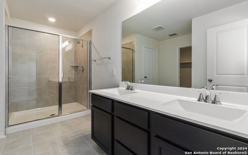 9535 Hammerstone Dr, San Antonio, TX 78221, 3 Habitaciones Habitaciones , ,2 BañosBaños,Residential,En Venta,9535 Hammerstone Dr,1841009