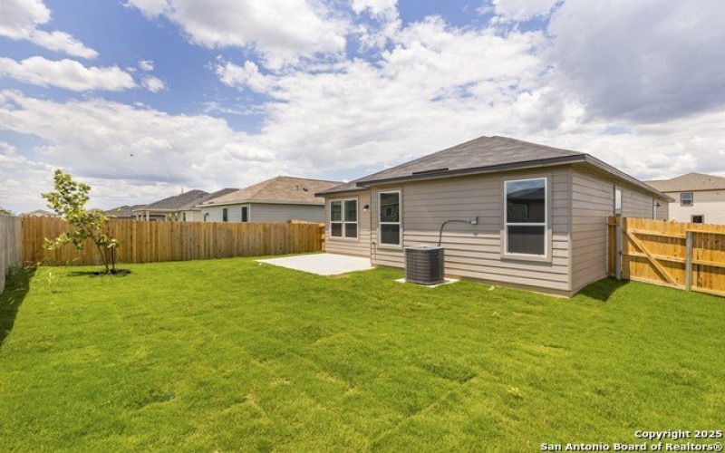 445 HORIZON PLACE, Seguin, TX 78155, 4 Habitaciones Habitaciones , ,2 BañosBaños,Residential,En Venta,445 HORIZON PLACE,1849340
