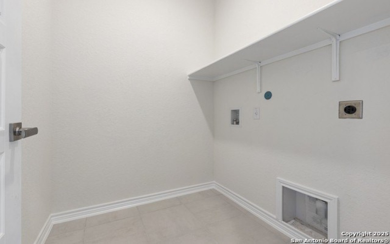 445 HORIZON PLACE, Seguin, TX 78155, 4 Habitaciones Habitaciones , ,2 BañosBaños,Residential,En Venta,445 HORIZON PLACE,1849340