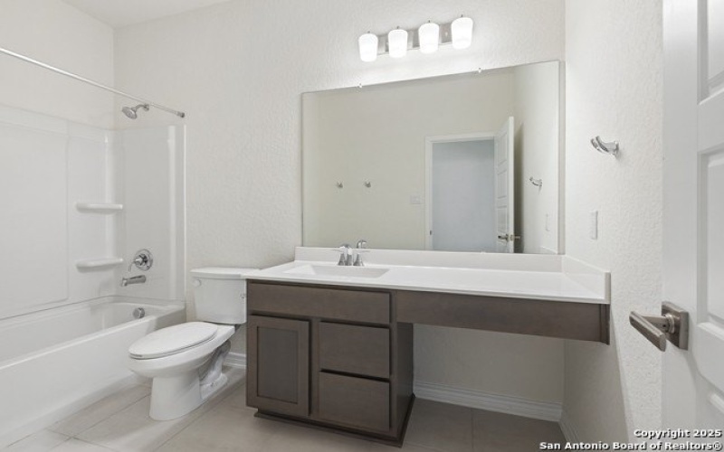 445 HORIZON PLACE, Seguin, TX 78155, 4 Habitaciones Habitaciones , ,2 BañosBaños,Residential,En Venta,445 HORIZON PLACE,1849340