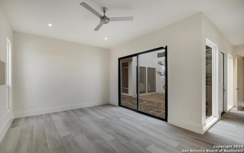 25907 Morhiss Pt, San Antonio, TX 78006, 4 Bedrooms Bedrooms, ,5 BathroomsBathrooms,Residential,For Sale,25907 Morhiss Pt,1849477