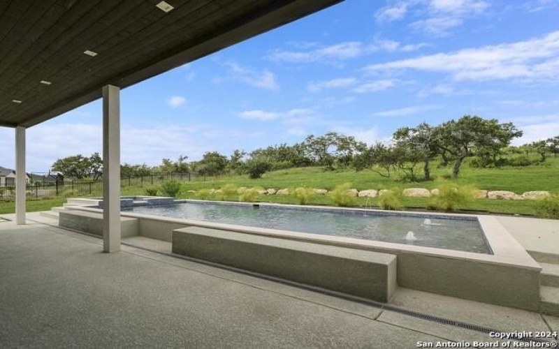 25907 Morhiss Pt, San Antonio, TX 78006, 4 Bedrooms Bedrooms, ,5 BathroomsBathrooms,Residential,For Sale,25907 Morhiss Pt,1849477