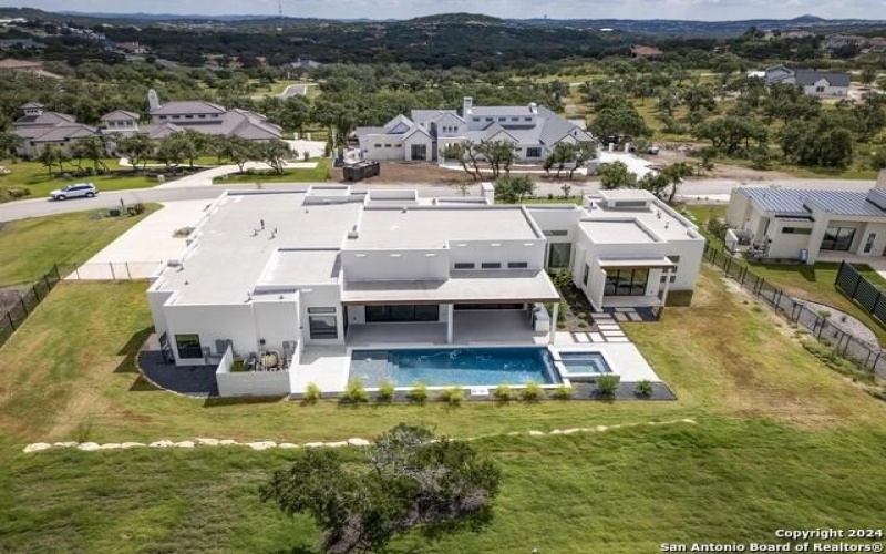 25907 Morhiss Pt, San Antonio, TX 78006, 4 Bedrooms Bedrooms, ,5 BathroomsBathrooms,Residential,For Sale,25907 Morhiss Pt,1849477