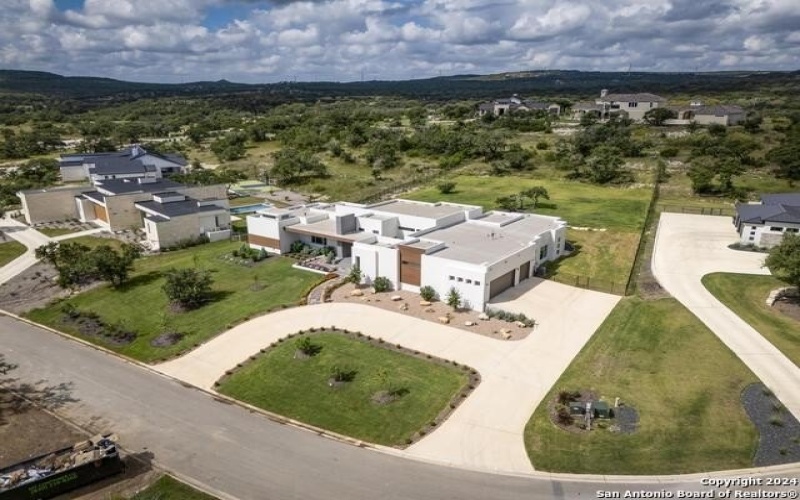 25907 Morhiss Pt, San Antonio, TX 78006, 4 Bedrooms Bedrooms, ,5 BathroomsBathrooms,Residential,For Sale,25907 Morhiss Pt,1849477