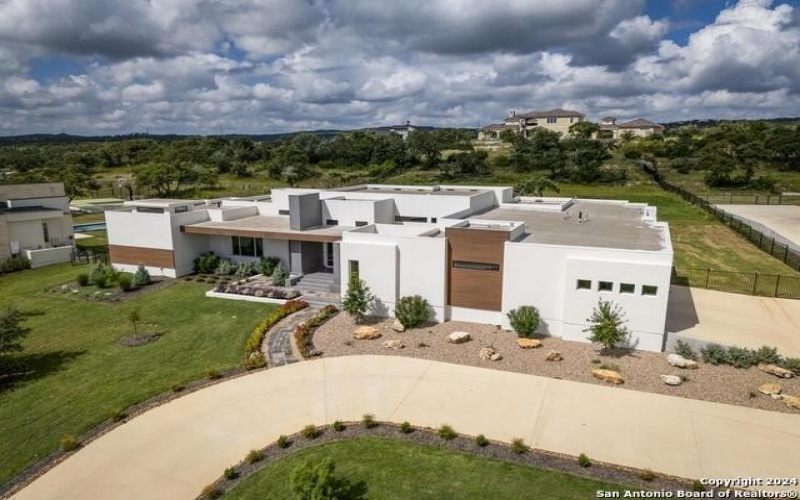 25907 Morhiss Pt, San Antonio, TX 78006, 4 Bedrooms Bedrooms, ,5 BathroomsBathrooms,Residential,For Sale,25907 Morhiss Pt,1849477