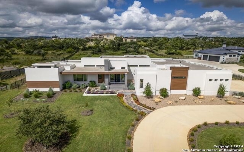 25907 Morhiss Pt, San Antonio, TX 78006, 4 Bedrooms Bedrooms, ,5 BathroomsBathrooms,Residential,For Sale,25907 Morhiss Pt,1849477
