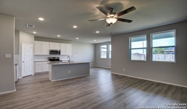 3453 Meteor Night, Converse, TX 78109, 3 Bedrooms Bedrooms, ,2 BathroomsBathrooms,Residential,For Sale,3453 Meteor Night,1849524