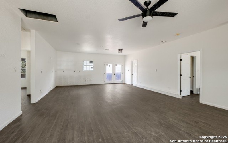 1080 Green Hill, Canyon Lake, TX 78133, 3 Bedrooms Bedrooms, ,2 BathroomsBathrooms,Residential,For Sale,1080 Green Hill,1849572