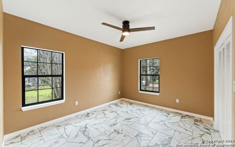 615 S Camp St, Seguin, TX 78155, 3 Bedrooms Bedrooms, ,2 BathroomsBathrooms,Residential,For Sale,615 S Camp St,1849605