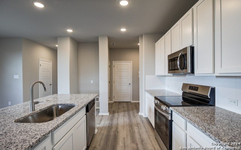2539 Dry Moss Way, San Antonio, TX 78224, 4 Bedrooms Bedrooms, ,2 BathroomsBathrooms,Residential,For Sale,2539 Dry Moss Way,1841838