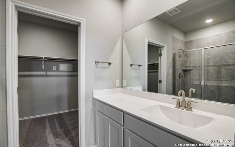 2539 Dry Moss Way, San Antonio, TX 78224, 4 Bedrooms Bedrooms, ,2 BathroomsBathrooms,Residential,For Sale,2539 Dry Moss Way,1841838