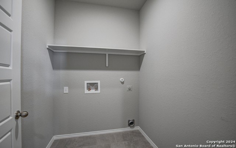 2539 Dry Moss Way, San Antonio, TX 78224, 4 Bedrooms Bedrooms, ,2 BathroomsBathrooms,Residential,For Sale,2539 Dry Moss Way,1841838