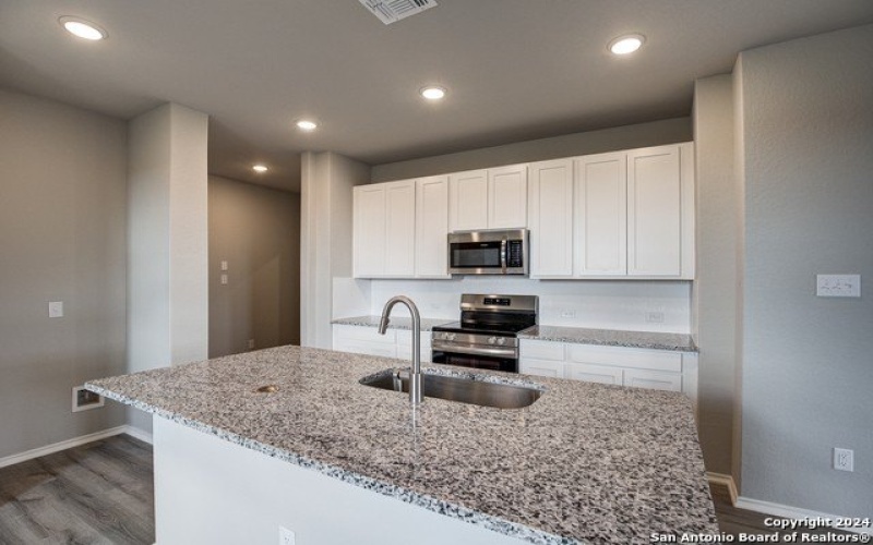 2539 Dry Moss Way, San Antonio, TX 78224, 4 Bedrooms Bedrooms, ,2 BathroomsBathrooms,Residential,For Sale,2539 Dry Moss Way,1841838