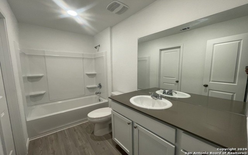 6948 Calcite Trl, Elmendorf, TX 78112, 3 Bedrooms Bedrooms, ,2 BathroomsBathrooms,Residential Lease,For Rent,6948 Calcite Trl,1842013