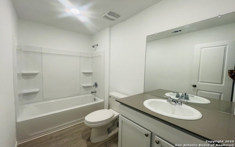 6948 Calcite Trl, Elmendorf, TX 78112, 3 Bedrooms Bedrooms, ,2 BathroomsBathrooms,Residential Lease,For Rent,6948 Calcite Trl,1842013