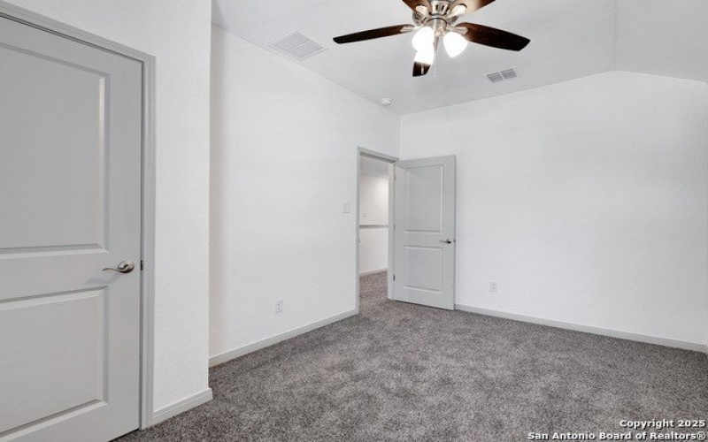 7621 Briarwood Pass #102, San Antonio, TX 78252, 3 Bedrooms Bedrooms, ,2 BathroomsBathrooms,Residential Lease,For Rent,7621 Briarwood Pass,1842139