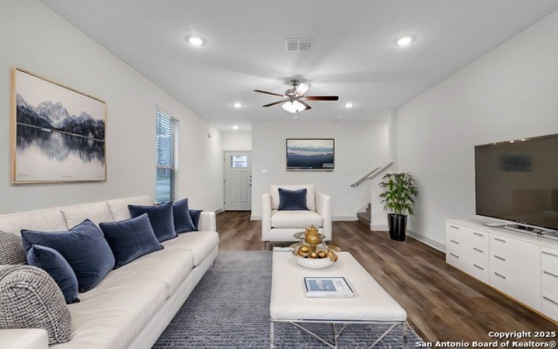 7621 Briarwood Pass #102, San Antonio, TX 78252, 3 Bedrooms Bedrooms, ,2 BathroomsBathrooms,Residential Lease,For Rent,7621 Briarwood Pass,1842139