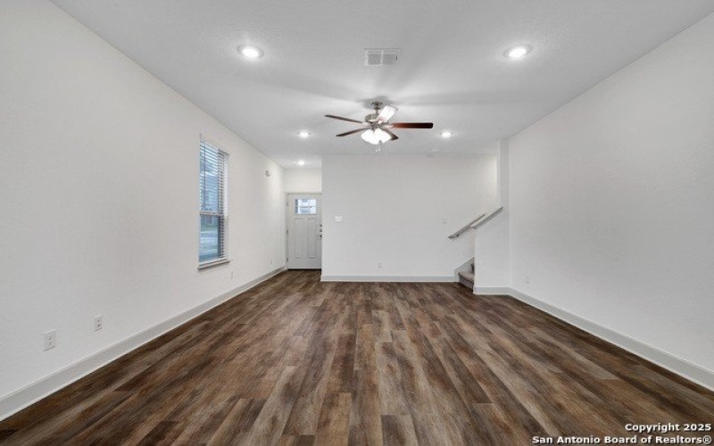 7621 Briarwood Pass #102, San Antonio, TX 78252, 3 Bedrooms Bedrooms, ,2 BathroomsBathrooms,Residential Lease,For Rent,7621 Briarwood Pass,1842139
